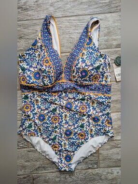 Boden NWT Size 20-22 Floral One-Piece Swimsuit